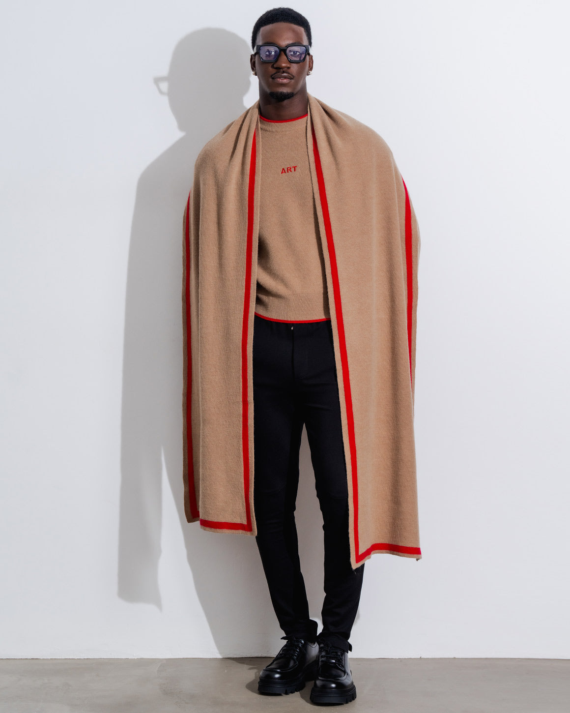 ART Sweater with Scarf – ORTTU