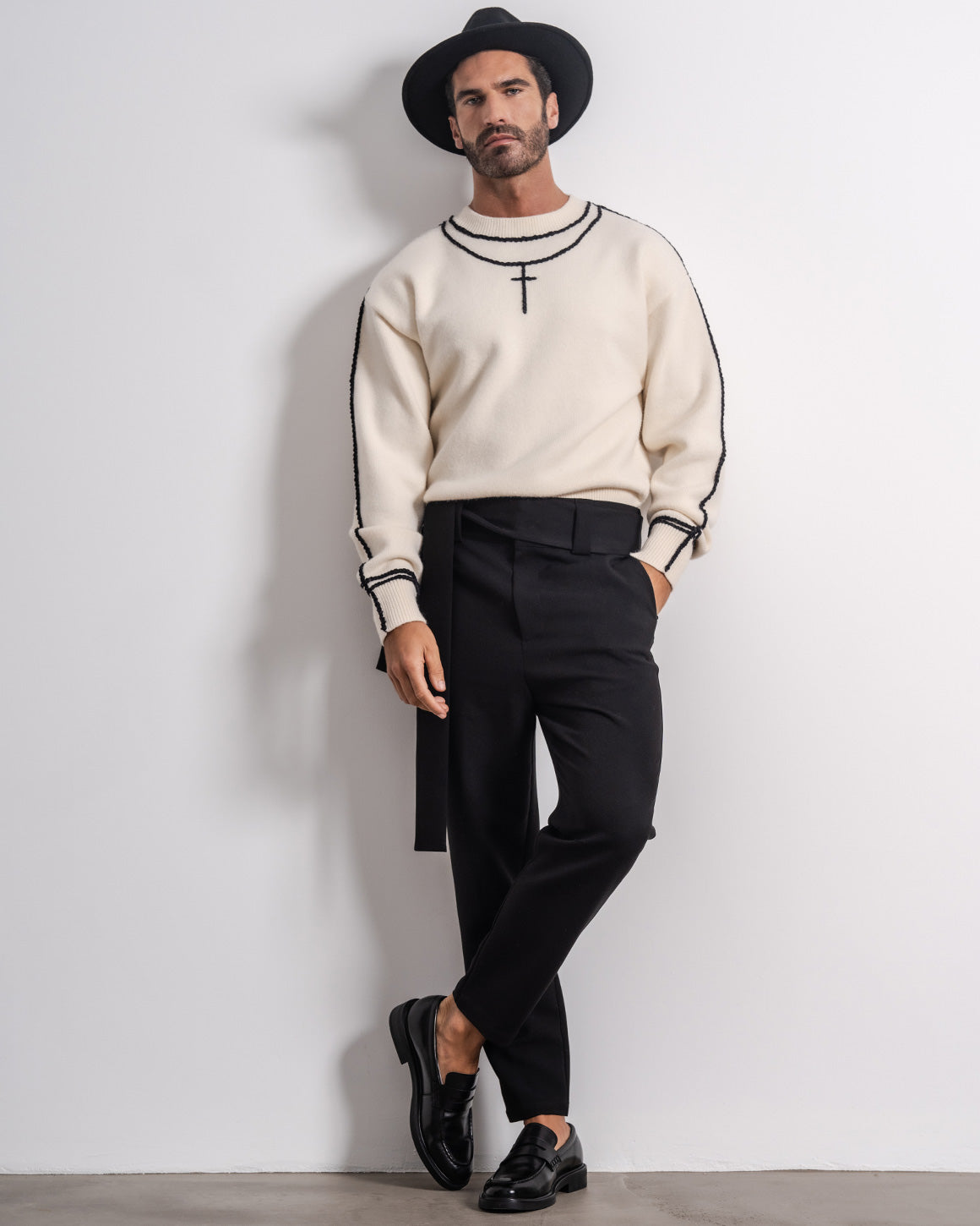 Cross Oversized Sweater – ORTTU