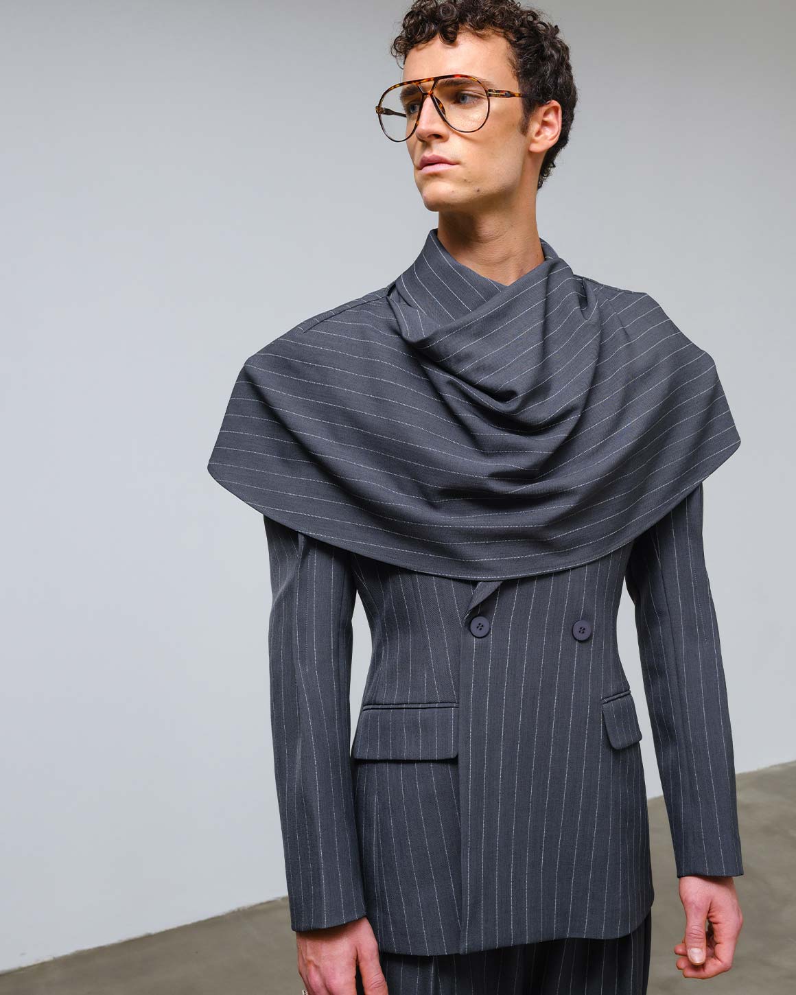 Nikos Poncho Grey striped – ORTTU