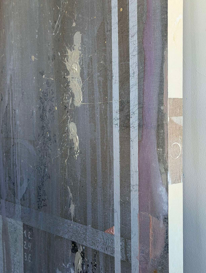 Project #02 - Concrete Taupe / Acid Lime