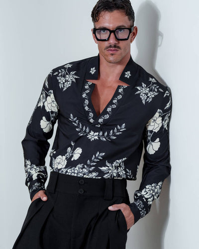 Star Neck Shirt Print