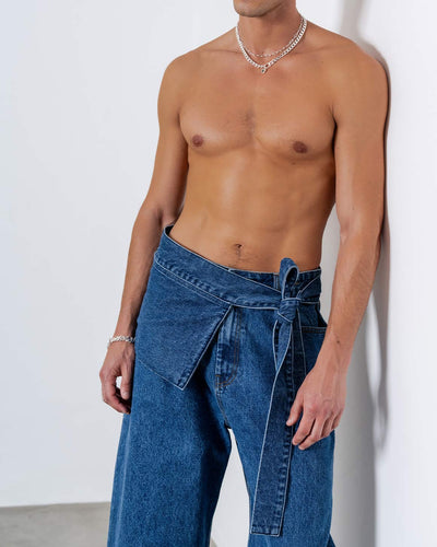 Walker Loose Jeans