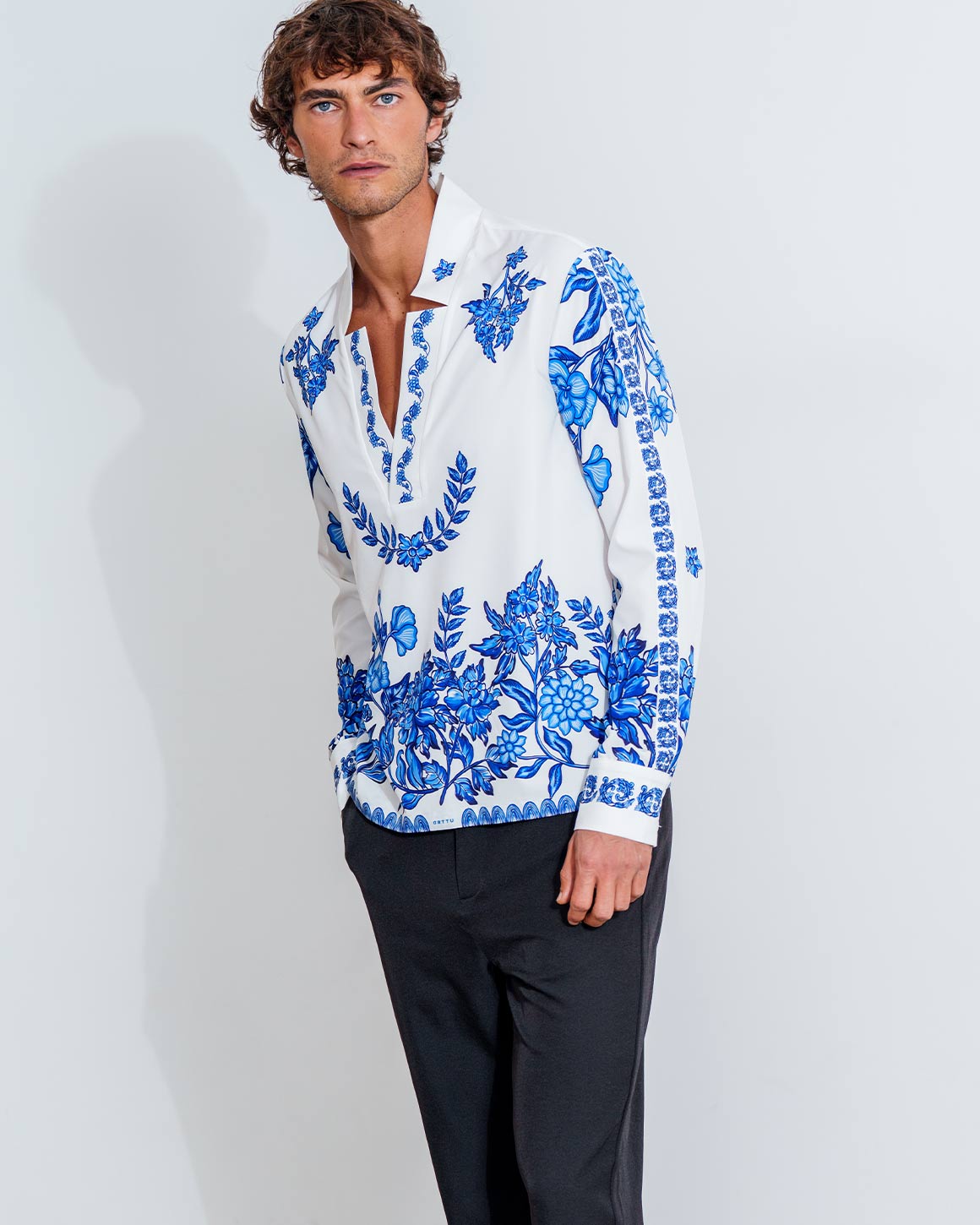 Star Neck Shirt Print – ORTTU