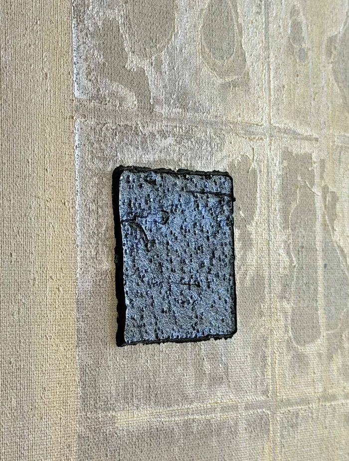 Project #04 - Carbon Black / Sandstone